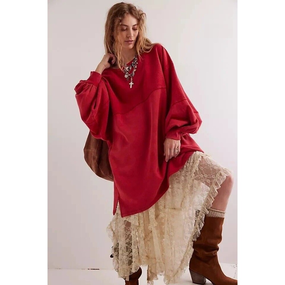 Free People We The Free Coastal Red Crew Sweatshirt Top Oversized M NWD 284292